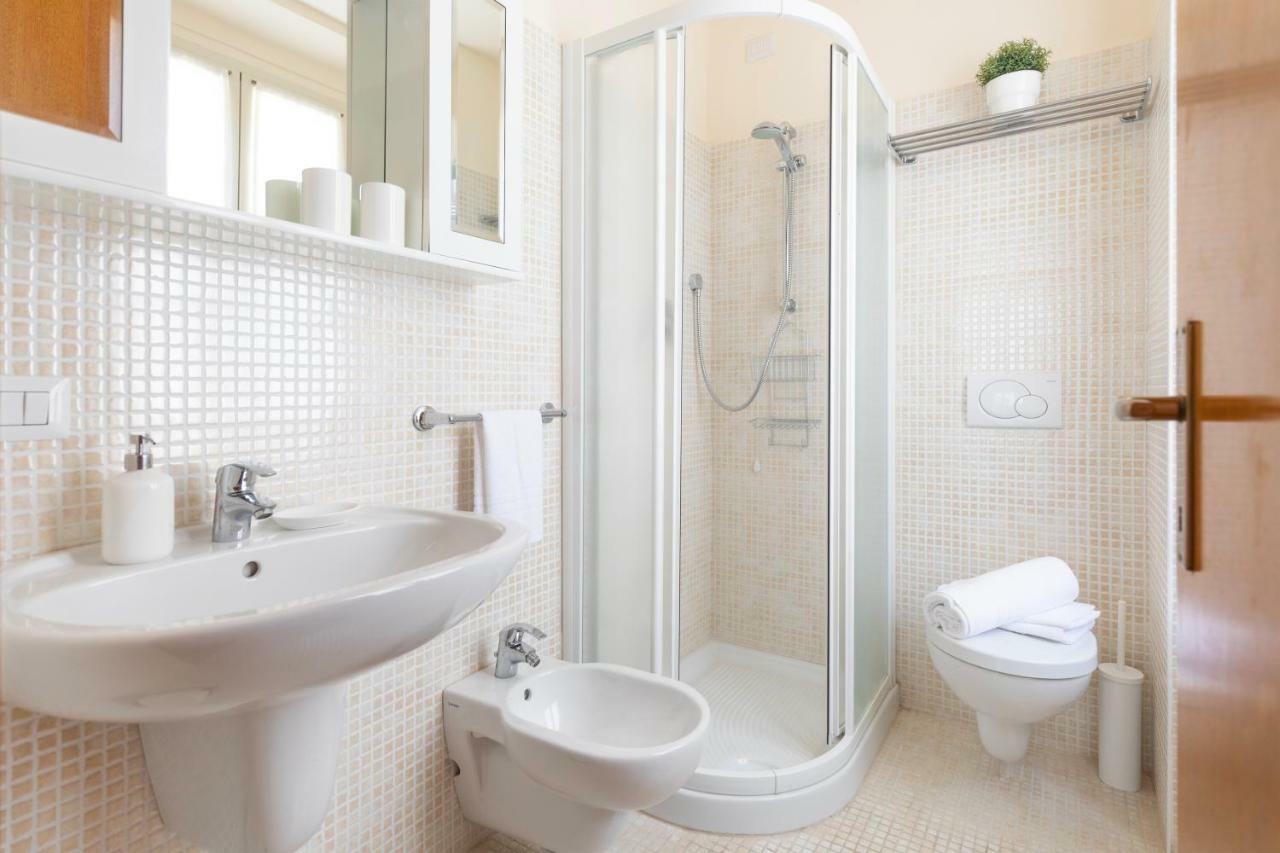 Le Rondinelle Apartment 贝拉焦 外观 照片